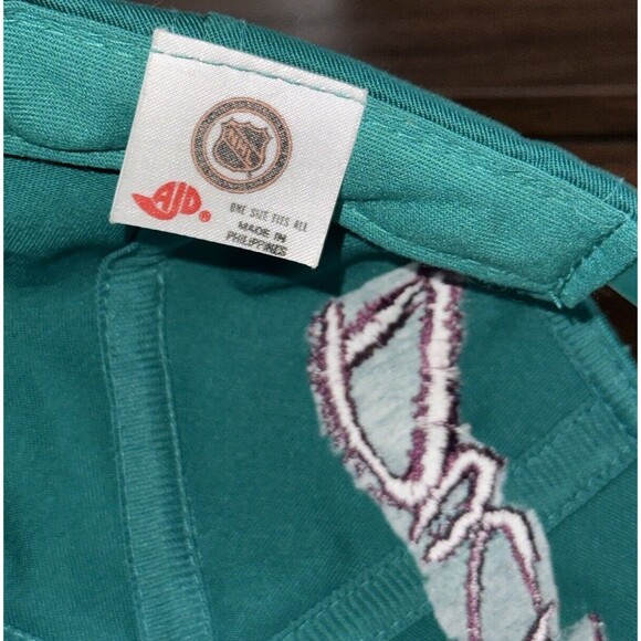 Vintage 90’s Anaheim Mighty Ducks SnapBack Hat NWT - Picture 6 of 6
